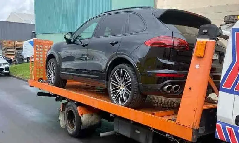 ایمن و مجهز